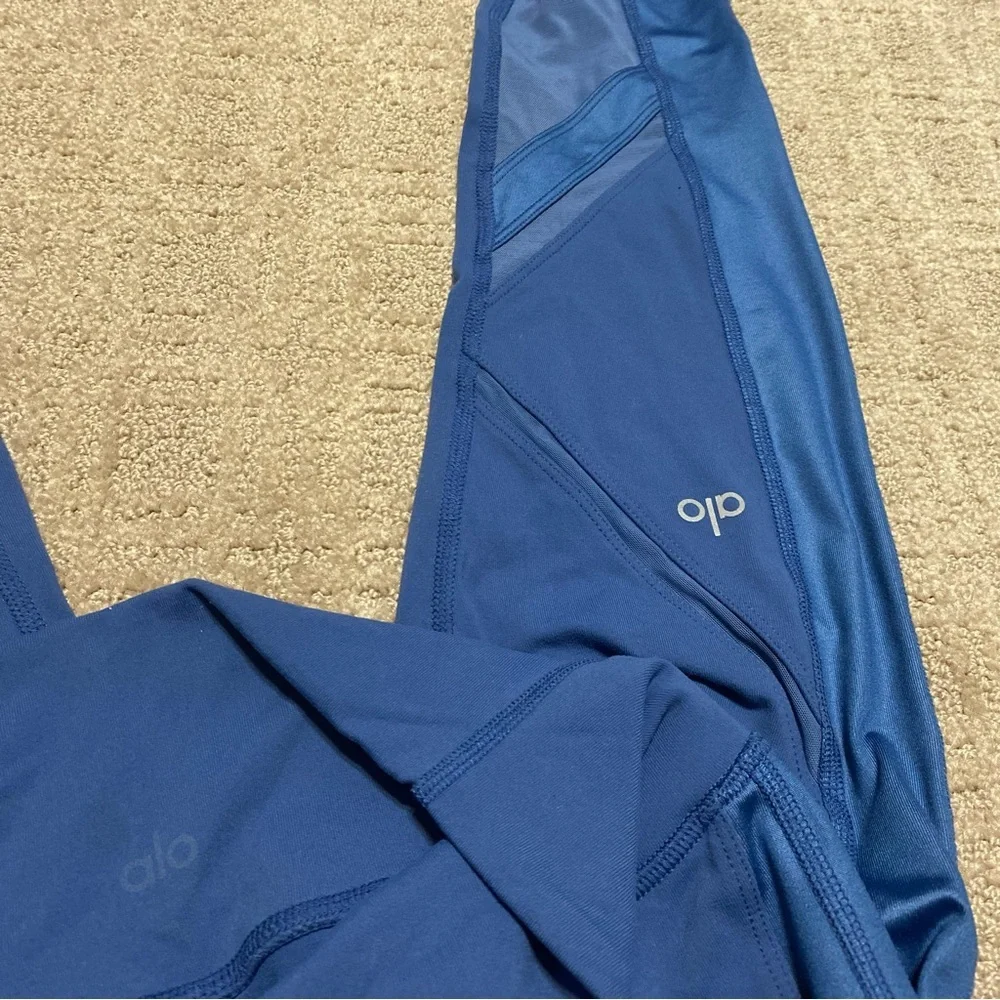 {ALO Yoga} Blue Athletic Yoga Leggings With Mesh Panels~ Size XS-S